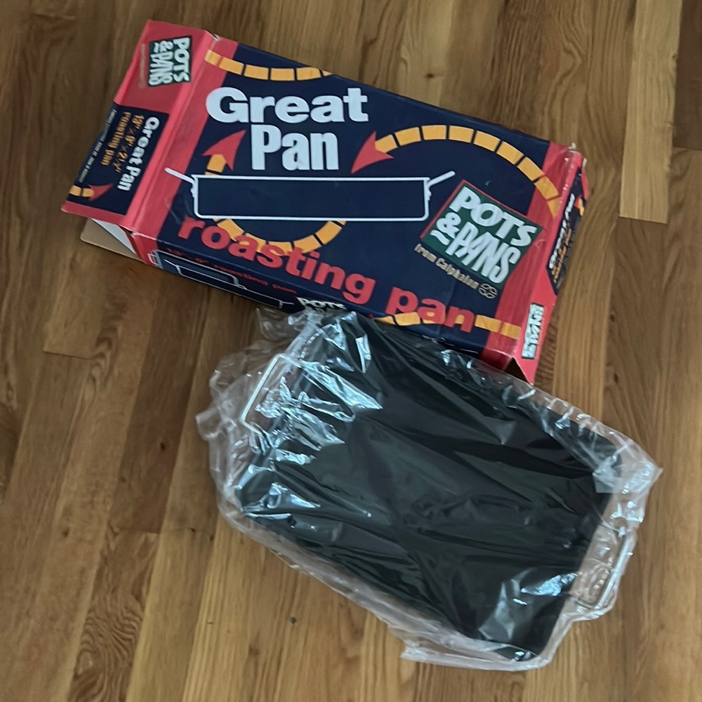 Calphalon roasting pan 13”x9”x2 1/2” NEW never used